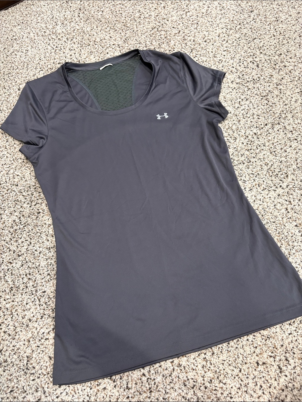 Under Armour Women's Charcoal Scoop Neck Performance Tee